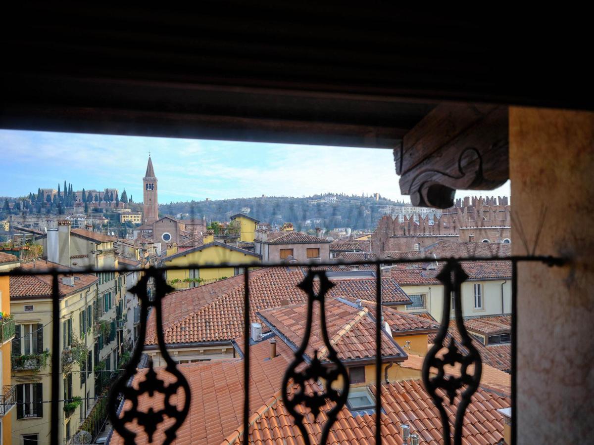 Apartmentsarena - Residenza Degli Scaligeri - Piazza Erbe Verona Exterior foto