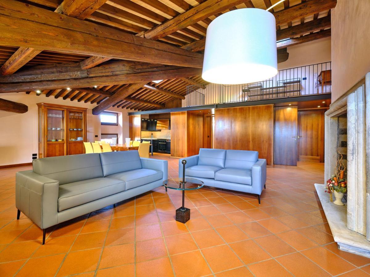 Apartmentsarena - Residenza Degli Scaligeri - Piazza Erbe Verona Exterior foto